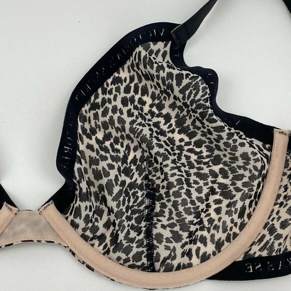 Victoria's Secret Underwire Leopard Balconette Bra 34D / Thong S Set - Picture 11 of 12